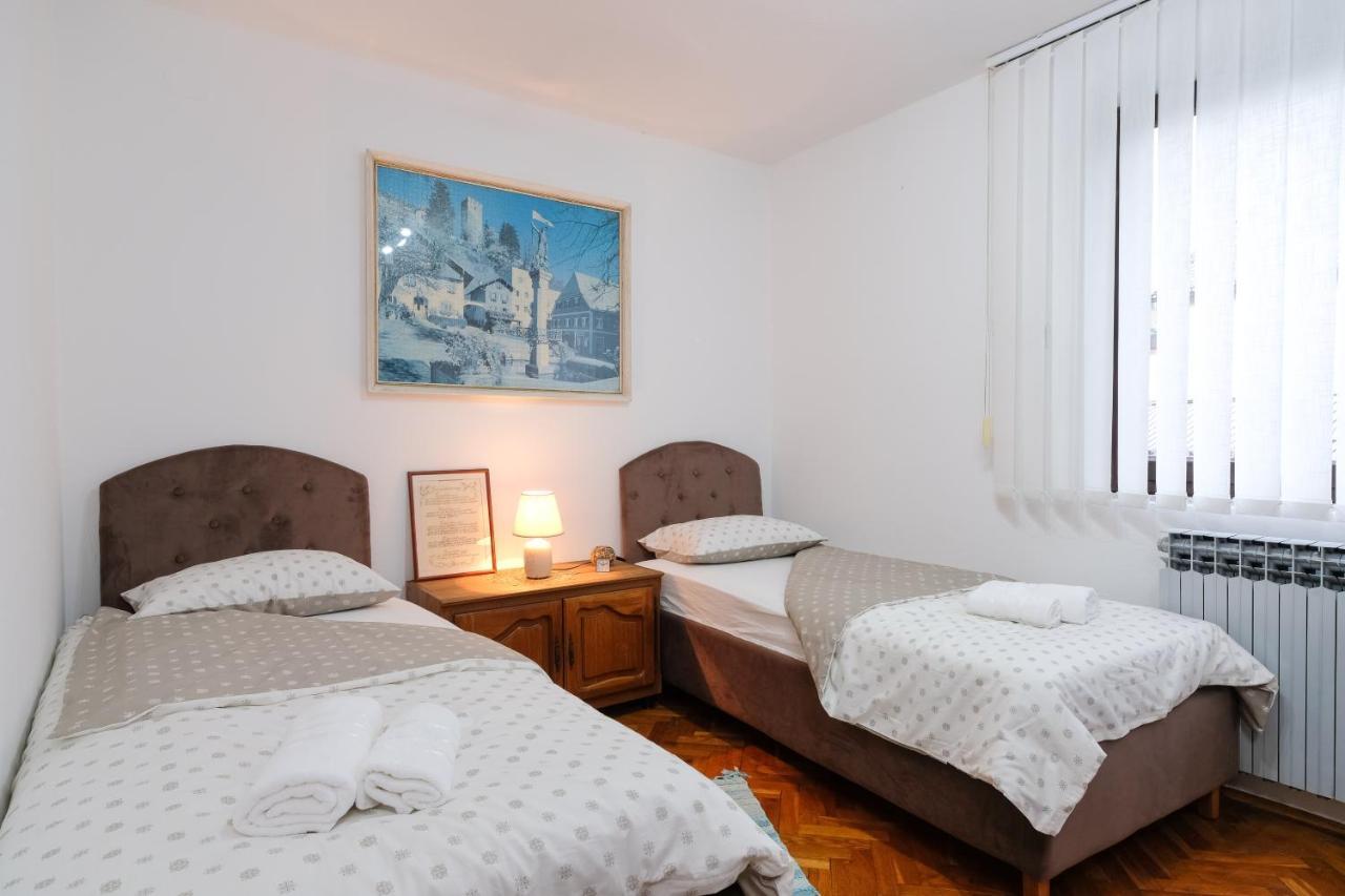 The Cosmic Gate Apartments Visoko Eksteriør billede