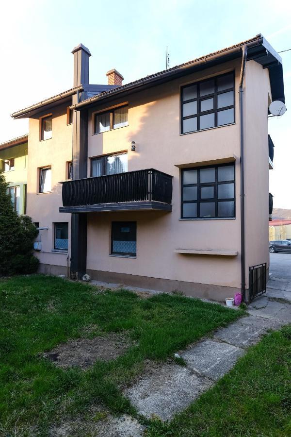 The Cosmic Gate Apartments Visoko Eksteriør billede